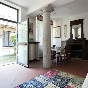 Apartment Charming Navigli, Mailand